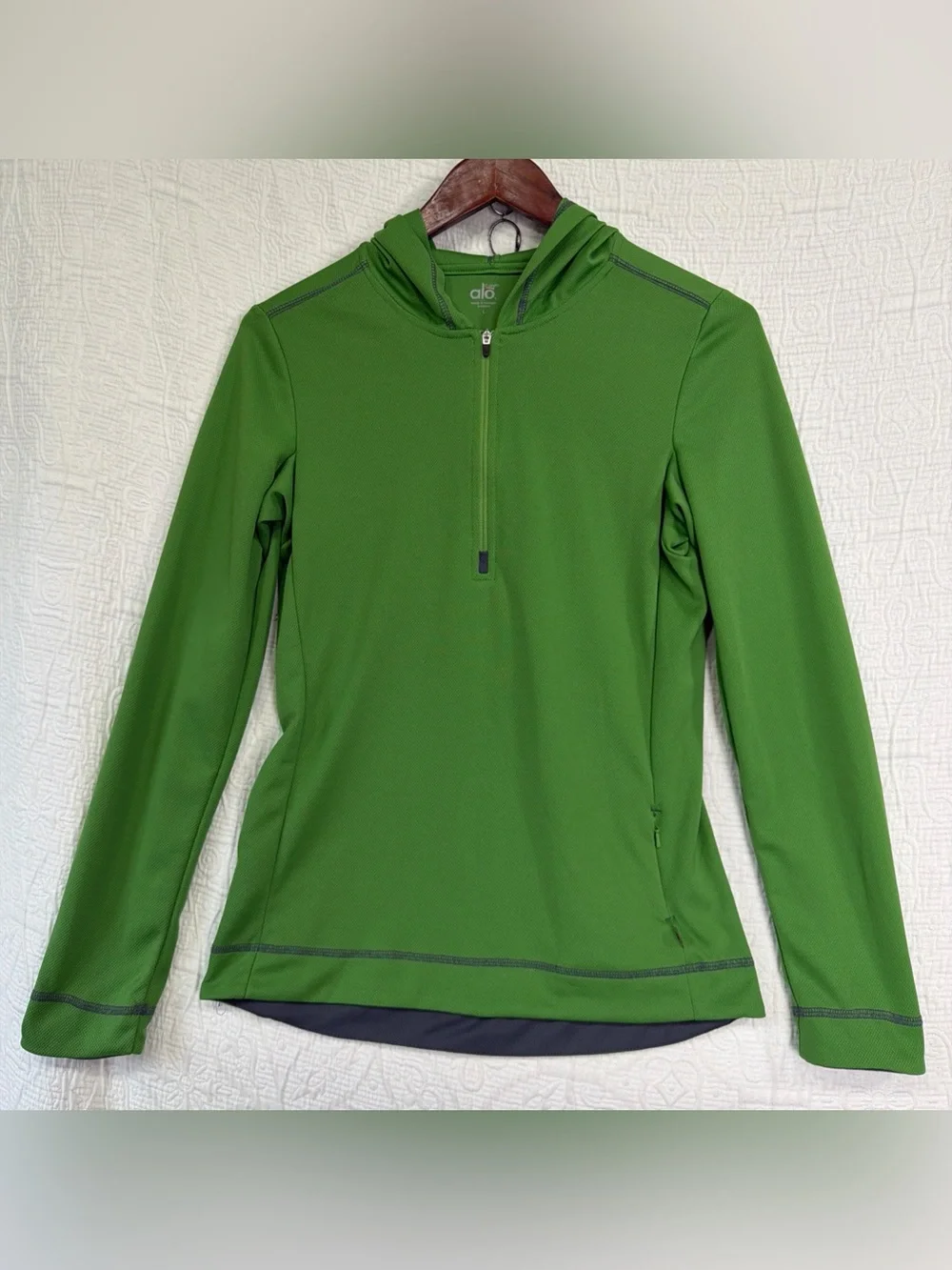 Alo Yoga Hoodie Pullover Shirt Women Large Green Coolfit Quarter Zip Mid Layer L